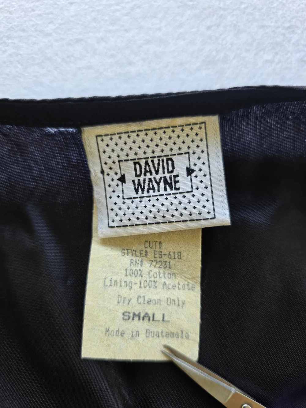 David Wayne Men's Multicolor Striped Pattern Vest with Black Base
